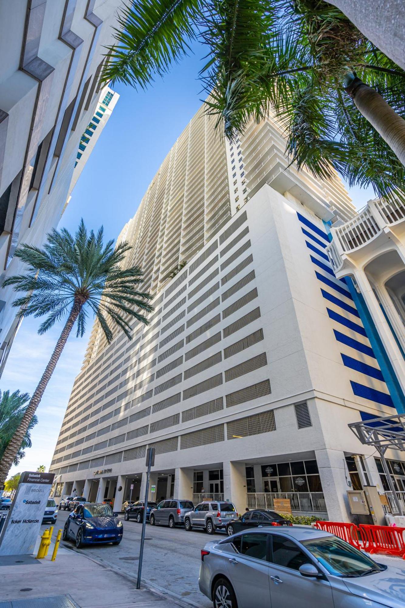 Elegant 1 Bedroom Retreat In Brickell With Free Parking Miami