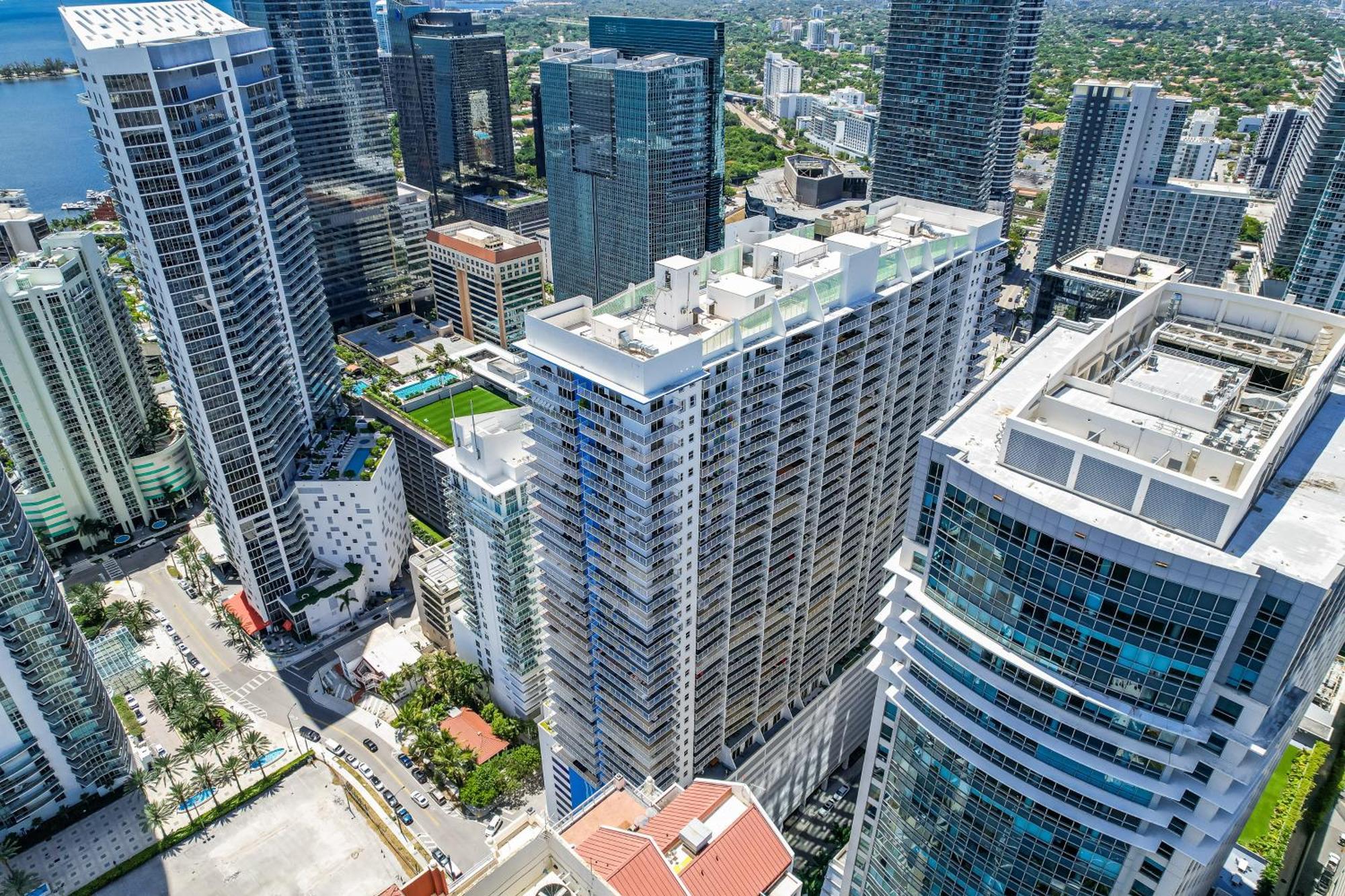 Elegant 1 Bedroom Retreat In Brickell With Free Parking Apartment